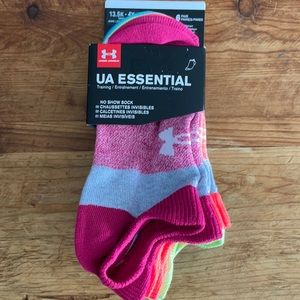 NWT Under Armour Training Youth Socks 13.5K-4Y